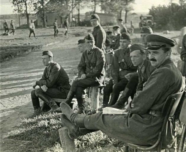 Леанід Пятроўскі
